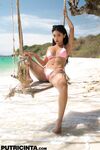 Cute Babe Scarlett Flaunts Her Firm Juggs and Yummy Ass on the Beach
